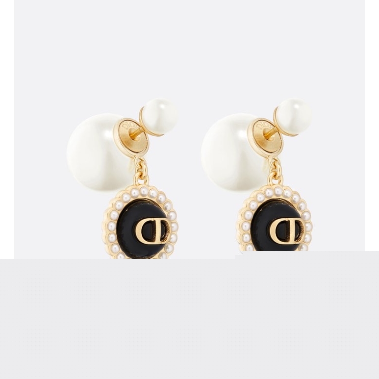 ch**an D*or earrings